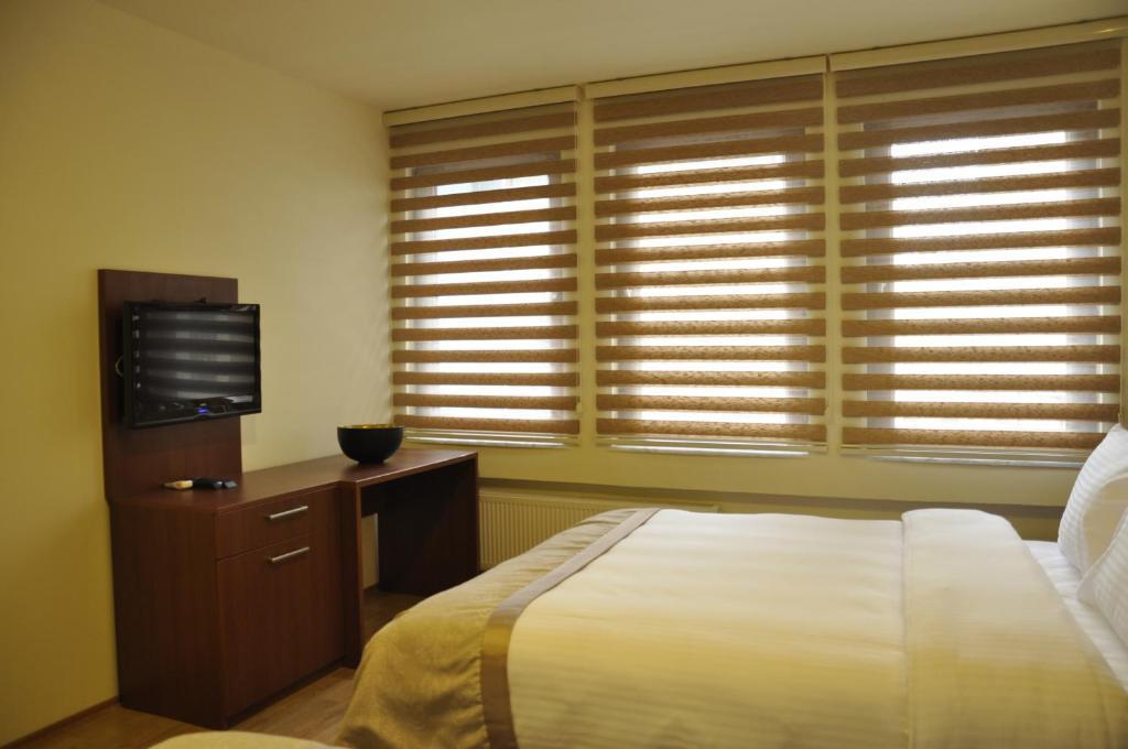 Wide Suites Taksim Istanbul Bilik gambar